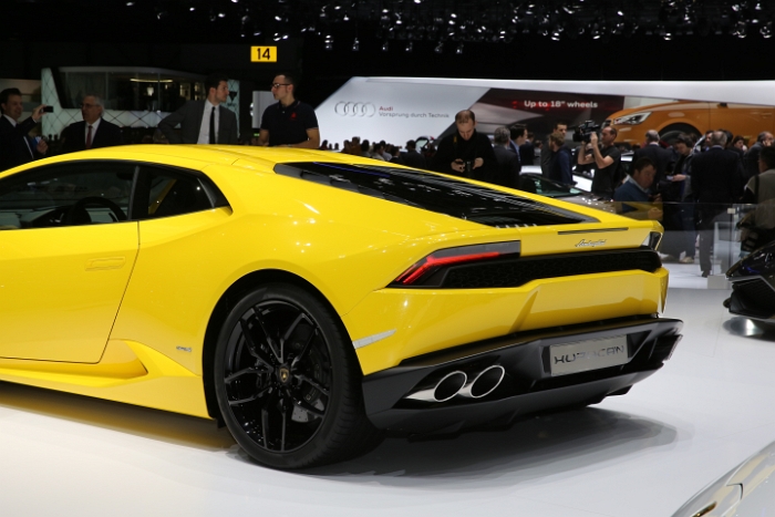 Lamborghini - 026 (Huracan - jaune)